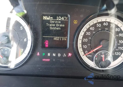 2017 Ram 2500 Tradesman 4X2 6'4 Box z USA, uszkodzony, nr VIN 3C6UR4CJ0HG587687